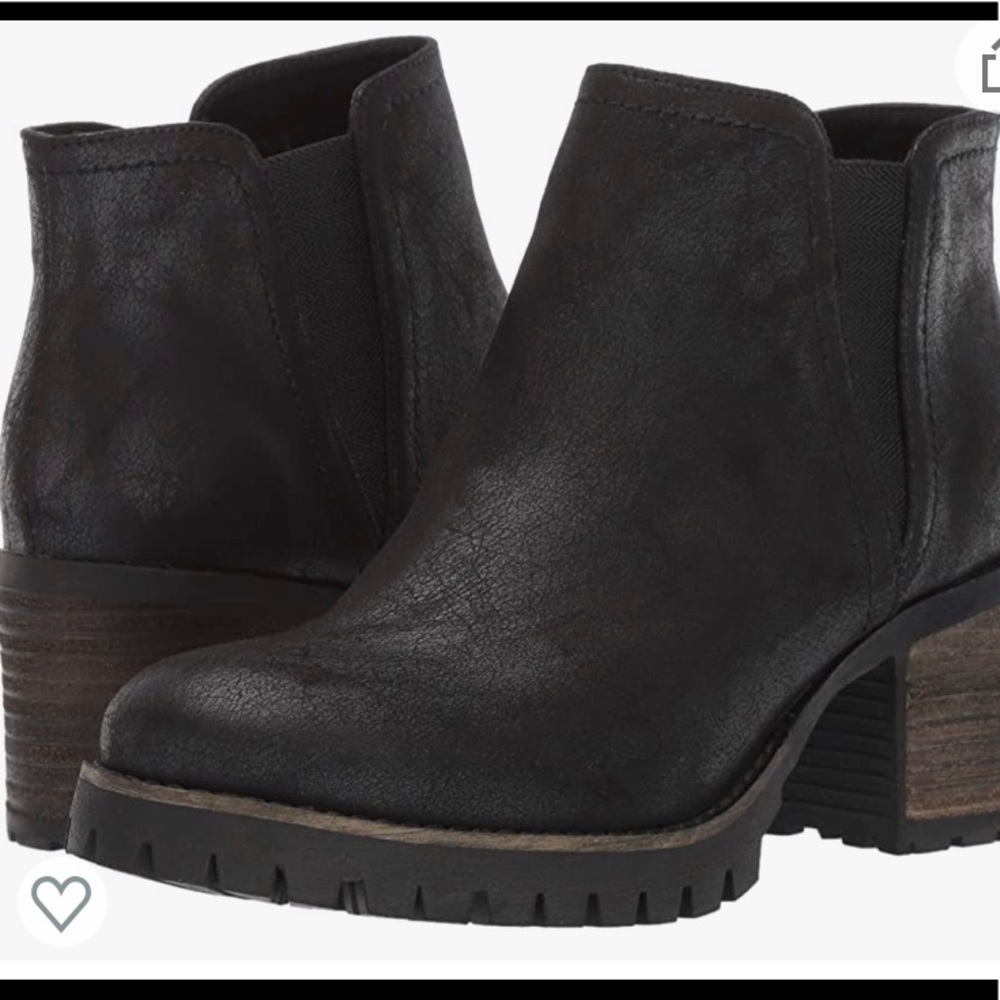 Black boots